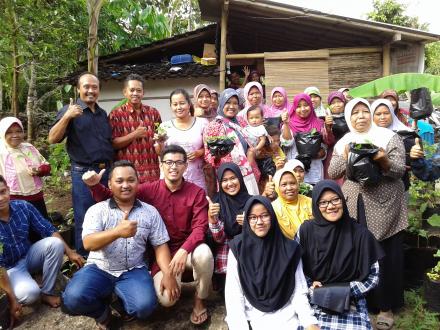 SOSIALISASI PEMANFAATAN PEKARANGAN