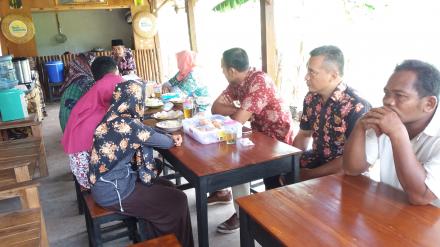 TIM MONEV DARI DPPKBPMD KE BUMDES GIRITAMA DESA DLINGO
