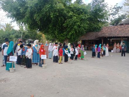 AJANG FESTIVAL ANAK SHOLEH DI DLINGO BERLANGSUNG MERIAH
