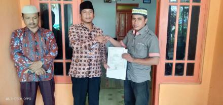 PENYERAHAN AKTA KEMATIAN WARGA POKOH II