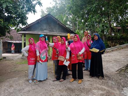PEMBERANTASAN SARANG NYAMUK DI DUSUN KEBOSUNGU