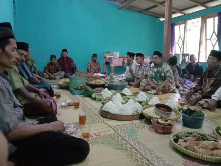TRADISI MITONI DI DUSUN POKOH I KALURAHAN DLINGO