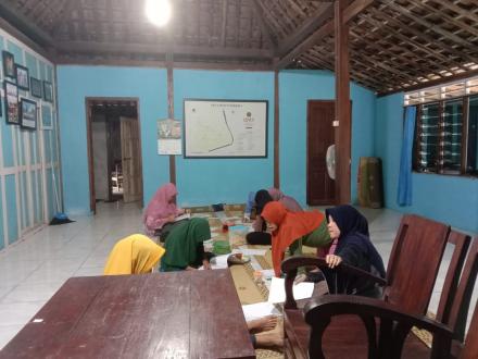 KEGIATAN KADER DUSUN DI POKOH I