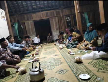 PERTEMUAN WARGA RT 01 DUSUN DLINGO I