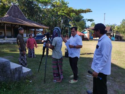PEMBUATAN VIDIO CLIP TEMBANG TEMBANG DLINGO