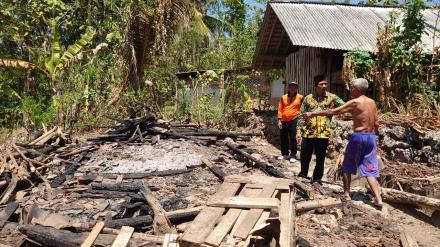  Sambang Warga yang terkena musibah kebakaran kandang Di kalurahan Dlingo